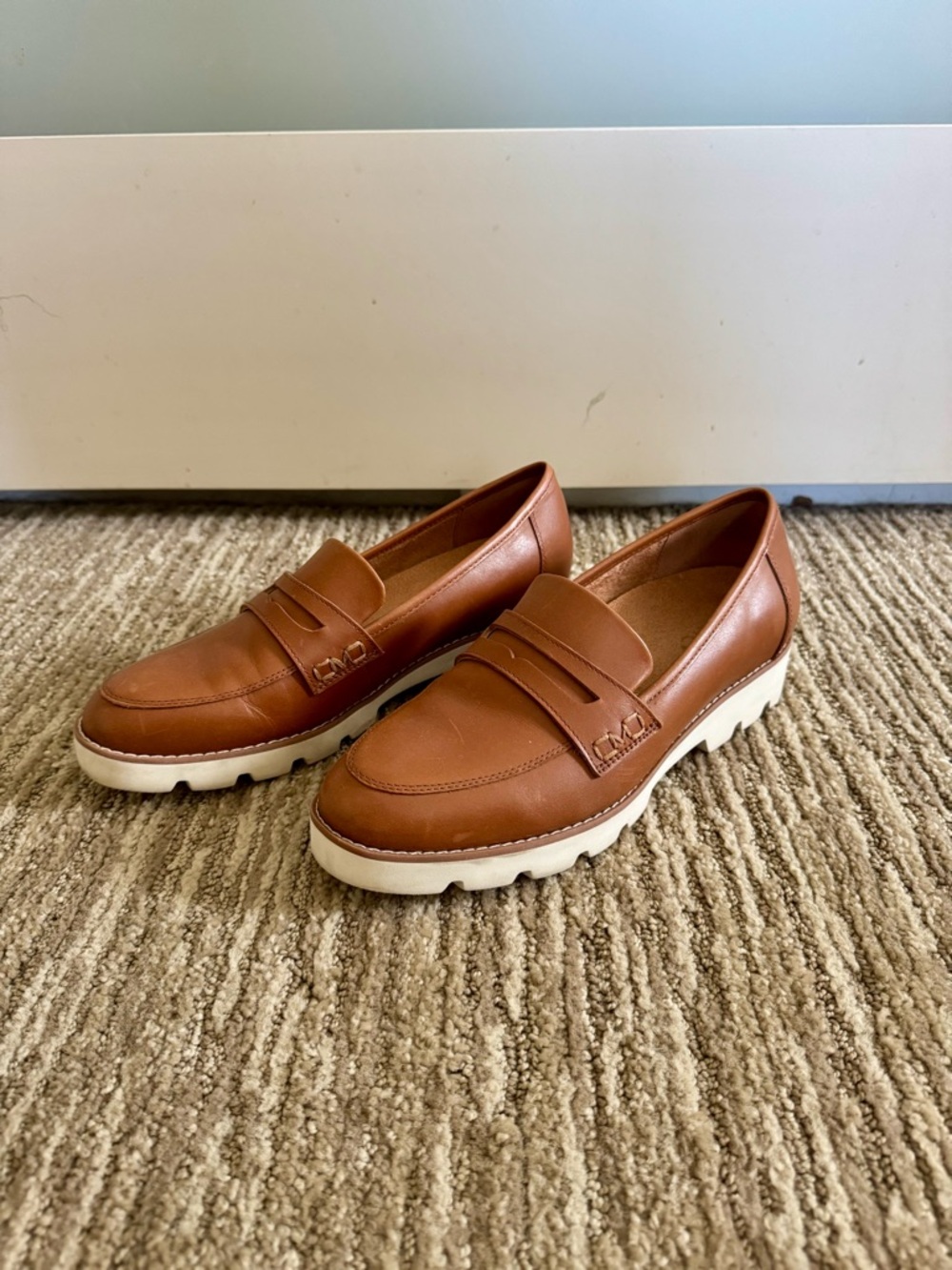 Vionic Women's Tan Leather Penny Loafers with White Lug Sole